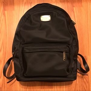 MICHAELKORS Jet Black Backpack
Saffiano 38T6XTTB3C